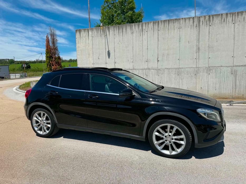 MERCEDES GLA200 Automatic•обслужен•пълно автокаско
