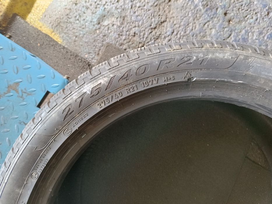 275 40 21 m+s Pirelli