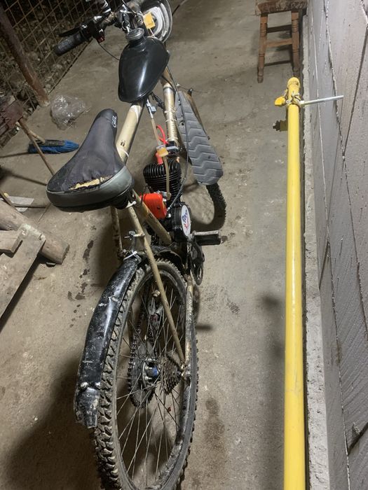 Vănd bicicleat motor 100cc 3,2 cp