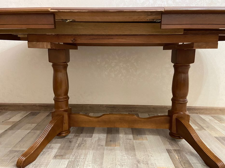 Стол гостевой со стульями