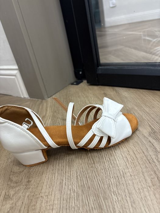 Туфли для бальных танцев