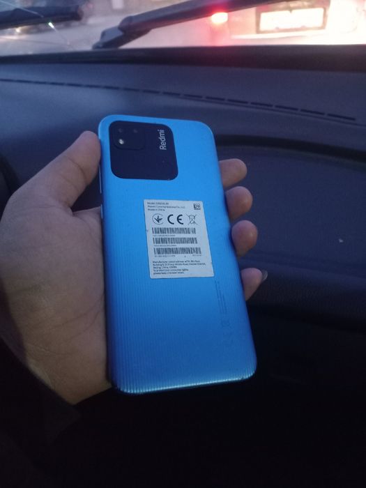 продам недорого телефон