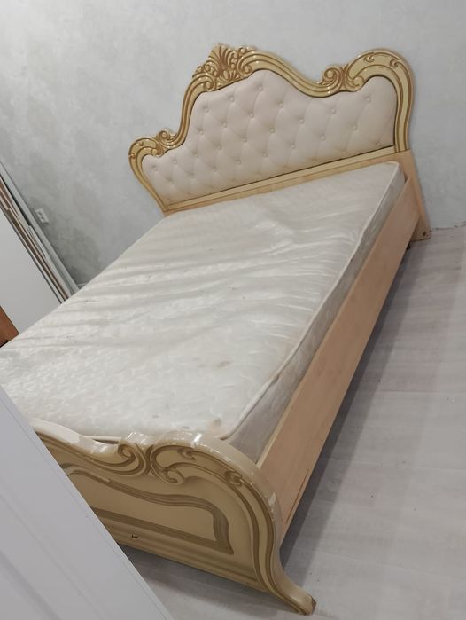 Продам кровать б/у