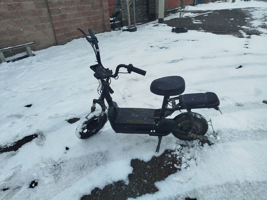 Скутер электрический