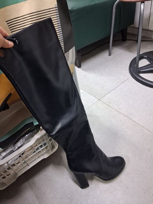 Продам Сапоги Фирмы Basconi