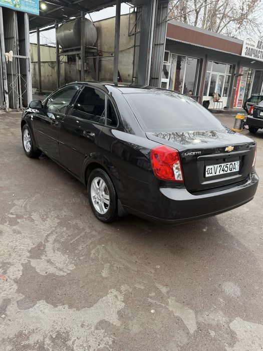 Lassetti 1.8 arenda vikub