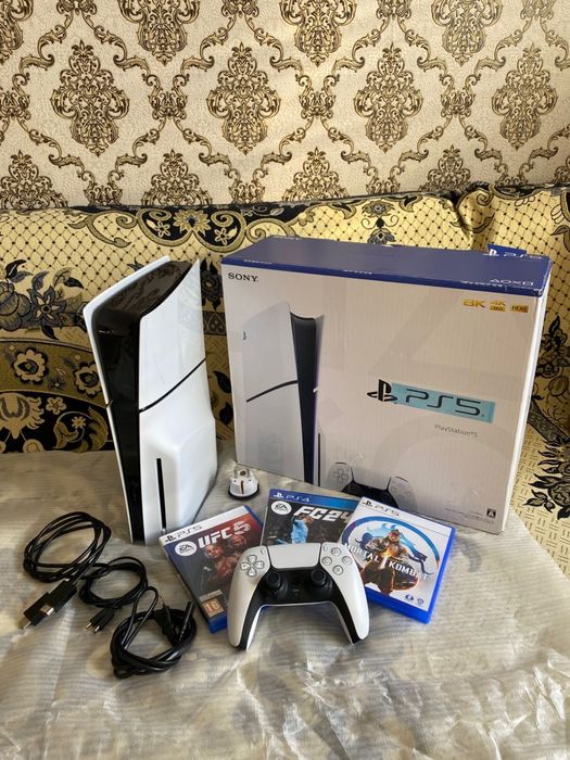 Почти новые Плейстешн 5