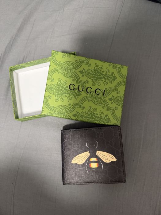 Portofel cu imprimeu albina