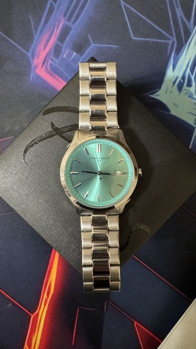 Часы кварцевые Pierre Cardin 42 mm.