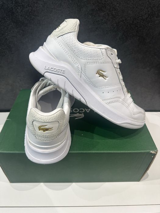 Lacoste чисто нови  в кутия 38 номер