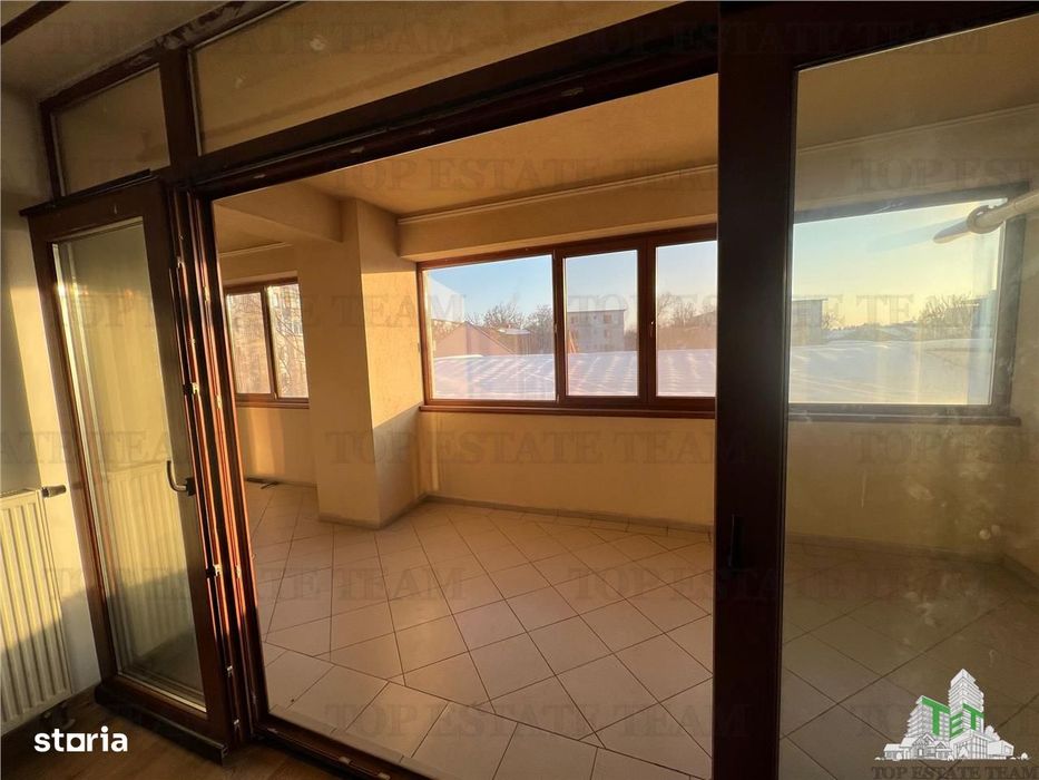 Apartament 3 camere - central - vanzare - Braila