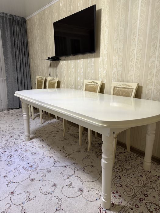 Продам стол 2-2,5 метров