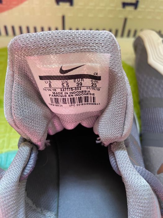 Кроссовки оригинал Nike RUS 39