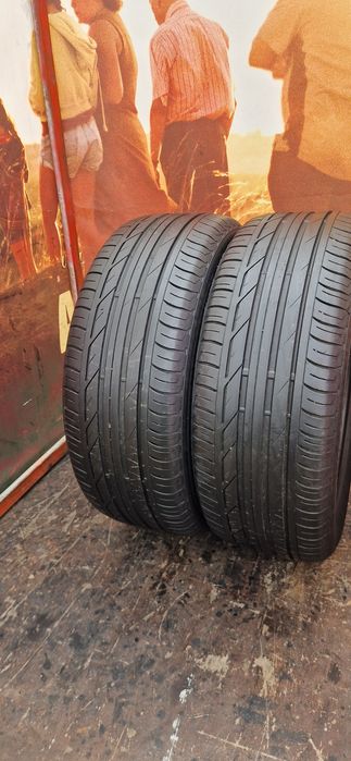 2 Anvelope Bridgestone 225 50 R18 de vara