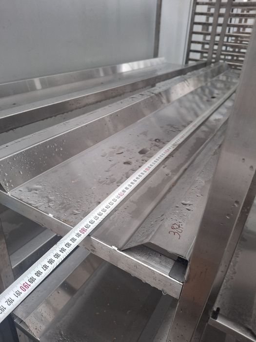 Стелажи неръждаеми.  Много здрави