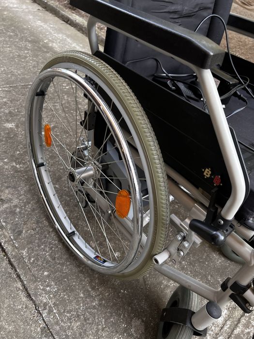 Carucior handicap cu urcator/coborator trepte  - Alber Scalamobil S30