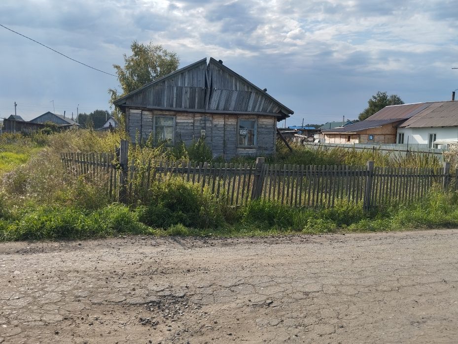 Здравствуйте!продам участок с аварийным домом