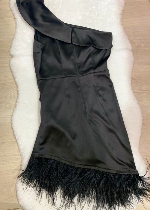 Rochie nouă cu eticheta