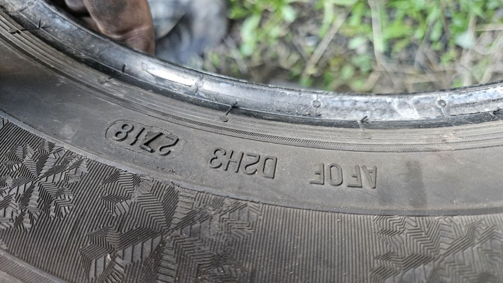 2бр гуми 205 55 16 семперит