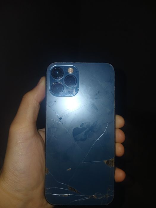 iPhone 12 pro ..