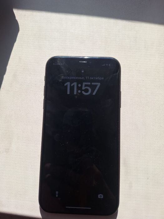 Продам 11 айфон