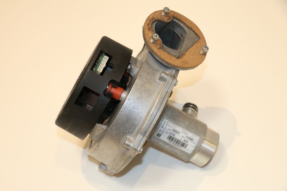 Ventilator centrala Ariston condensare mixer gaz Sit 390