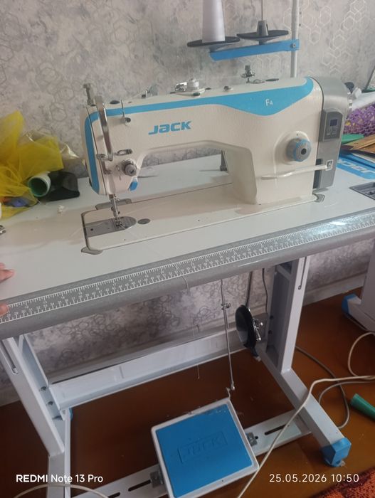 Jack F4 Jack E3  overlok