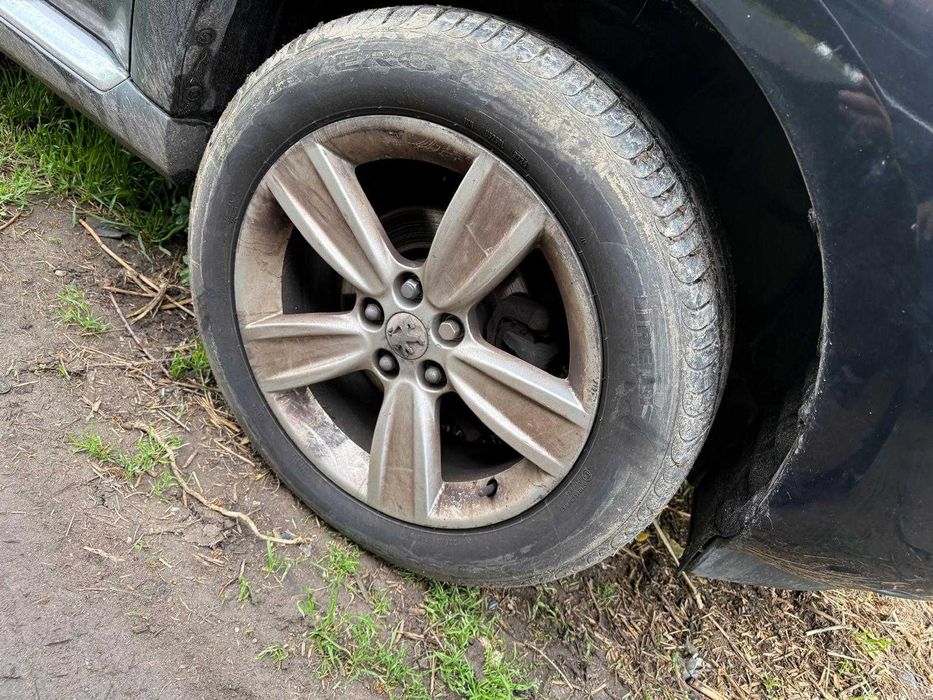 на части Peugeot 4007 2.2 hd 2009