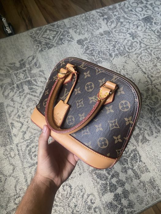 Geanta Louis Vuitton