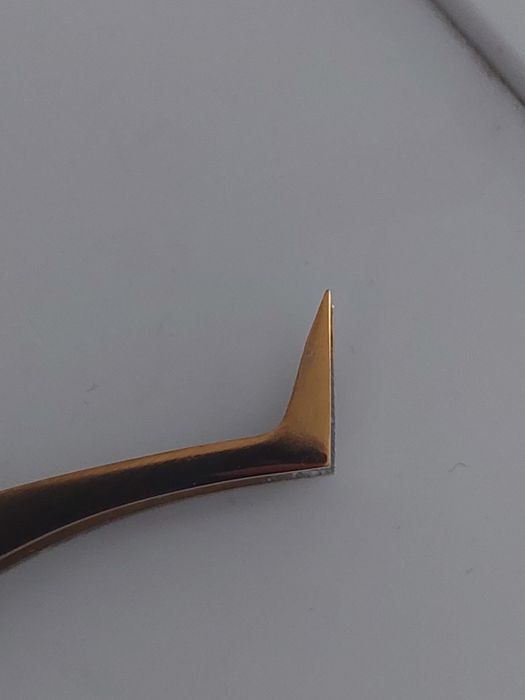 Продам пинцет для наращивание ресниц