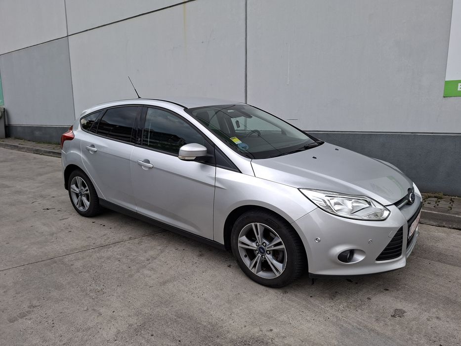 FORD Focus 2013 — imagine 3