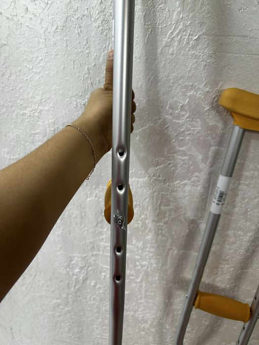 Костыли подмышечные новые