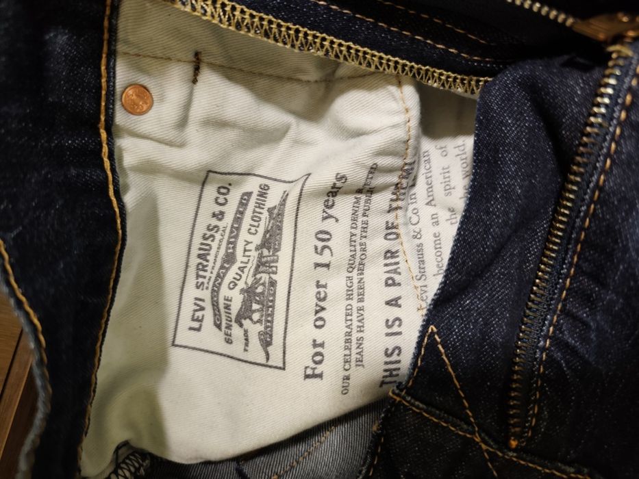 Мъжки нови дънки