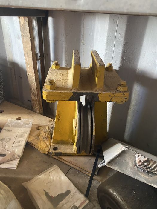 Продам малый гак на манипулятор