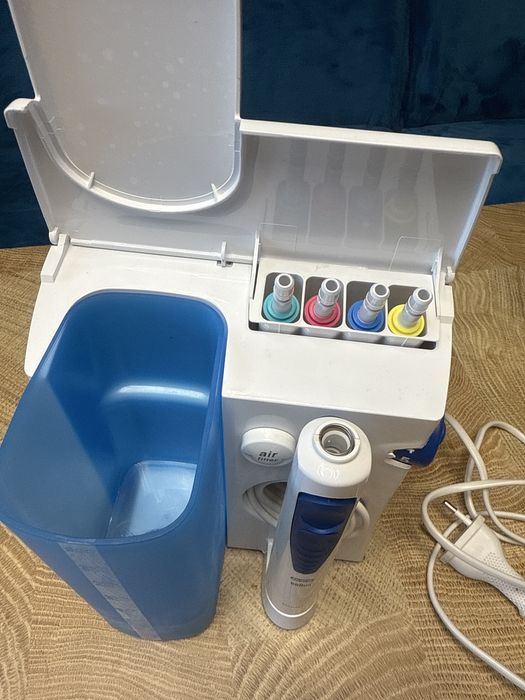 Зъбен деш на Oral-B