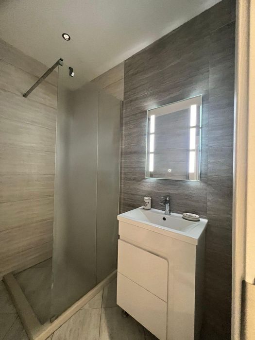 Модерен двустаен апартамент в жк. Христо Смирненски