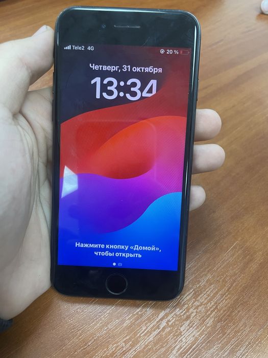 Продам iphone se 2