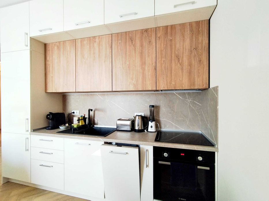 Дава се под наем Двустаен апартамент в Перник, Изток - 70 кв.м за 770 € - Снимка #6