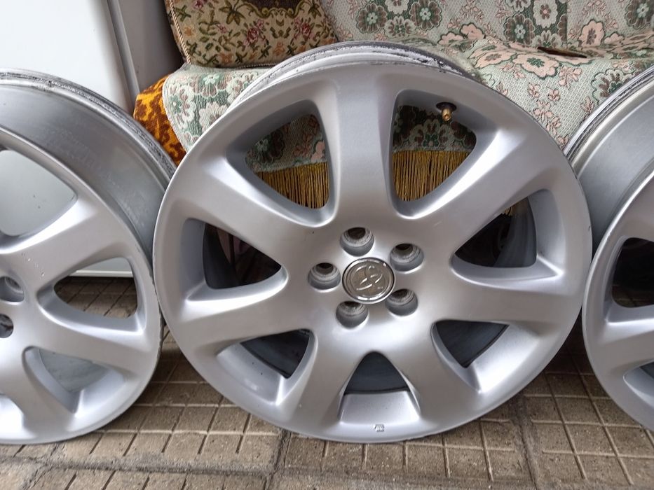 Джанти за тойота J7 17 ET45  5x100