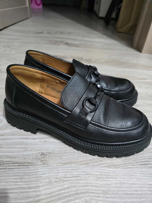 Лоферы размер 38, туфли 39 размер