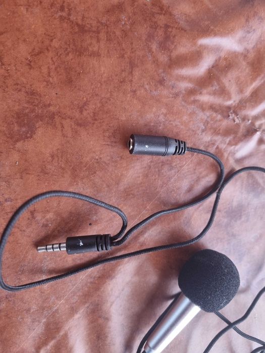 Microfon mini karaoke pentru telefon
