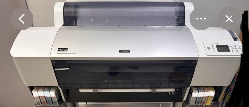 широкоформатный плоттер Epson Stylus Pro 7880