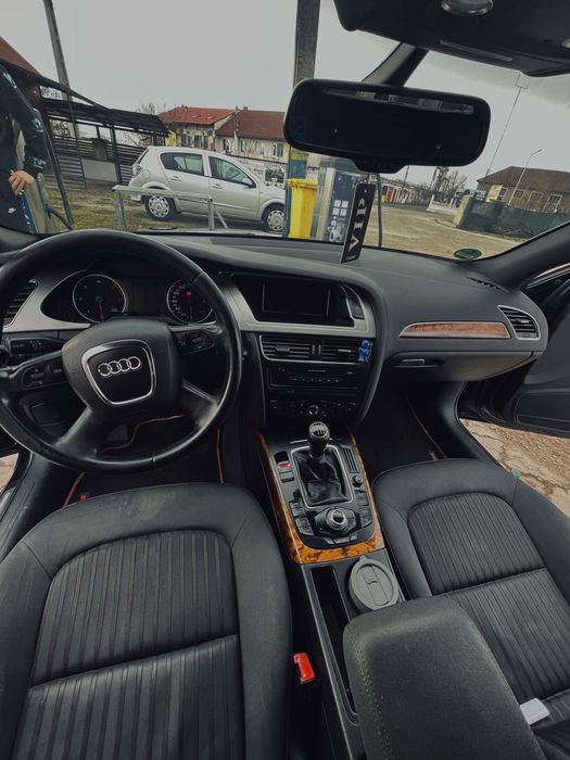 Vând Audi A4 B8 2009