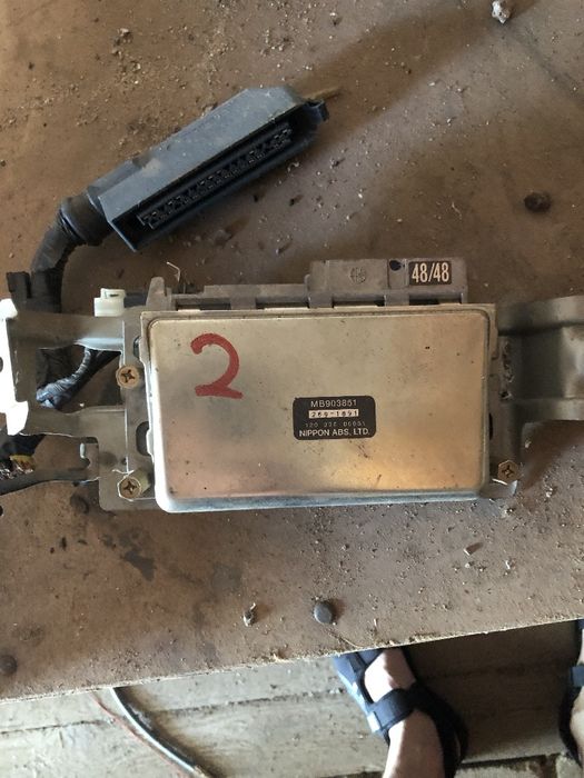 Продам запчасти на митсвбиси эклипс g1