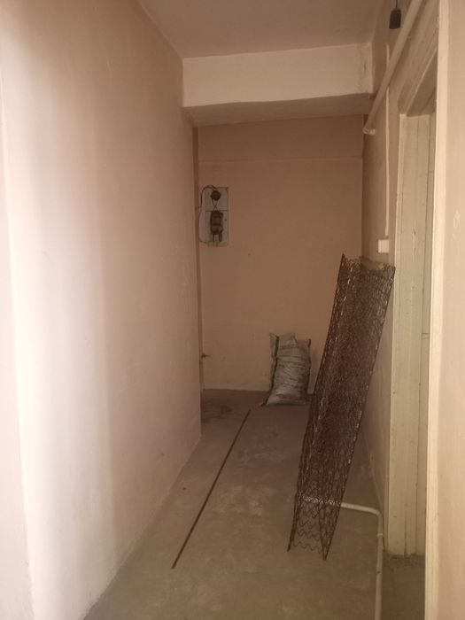 Продам  двухкомнатную квартиру