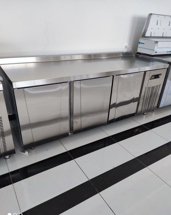 Шкафли холодильник морозильник торт холодильник