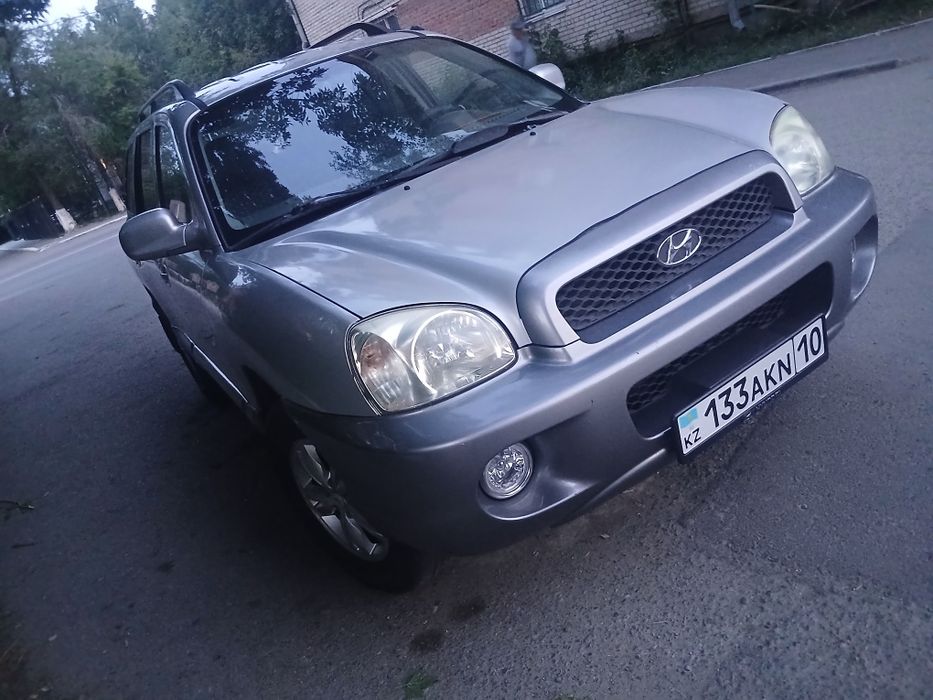 Хюндай санта фе..