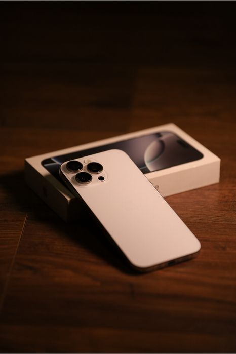 iPhone 16 Pro Max 512GB - Отличен