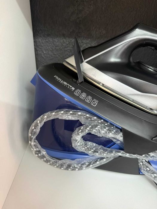 Statie de calcat cu aburi Rowenta VR8325 Turbosteam 2600W, abur continuu de 120 g/min, boost suplimentar de abur de 350 g/min GARANTIE 12 luni