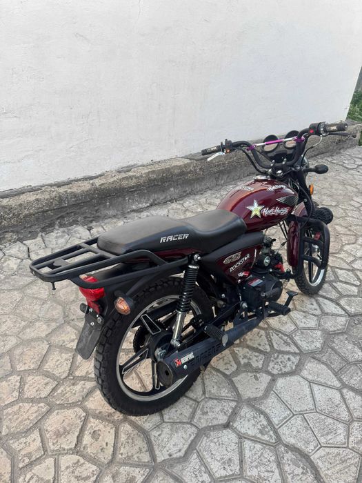 Продам мотоцикл в хорошем состояний.